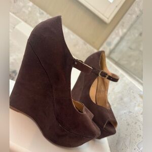 Size 5 brown peep toe wedges